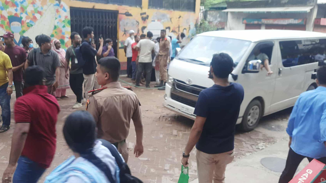 2025/July 2025/নিখোঁজ স্কুল শিক্ষার্থীদের সম্পর্কে তথ্য জানতে ও জানাতে যে নম্বরে যোগাযোগ করতে হবে.jpg